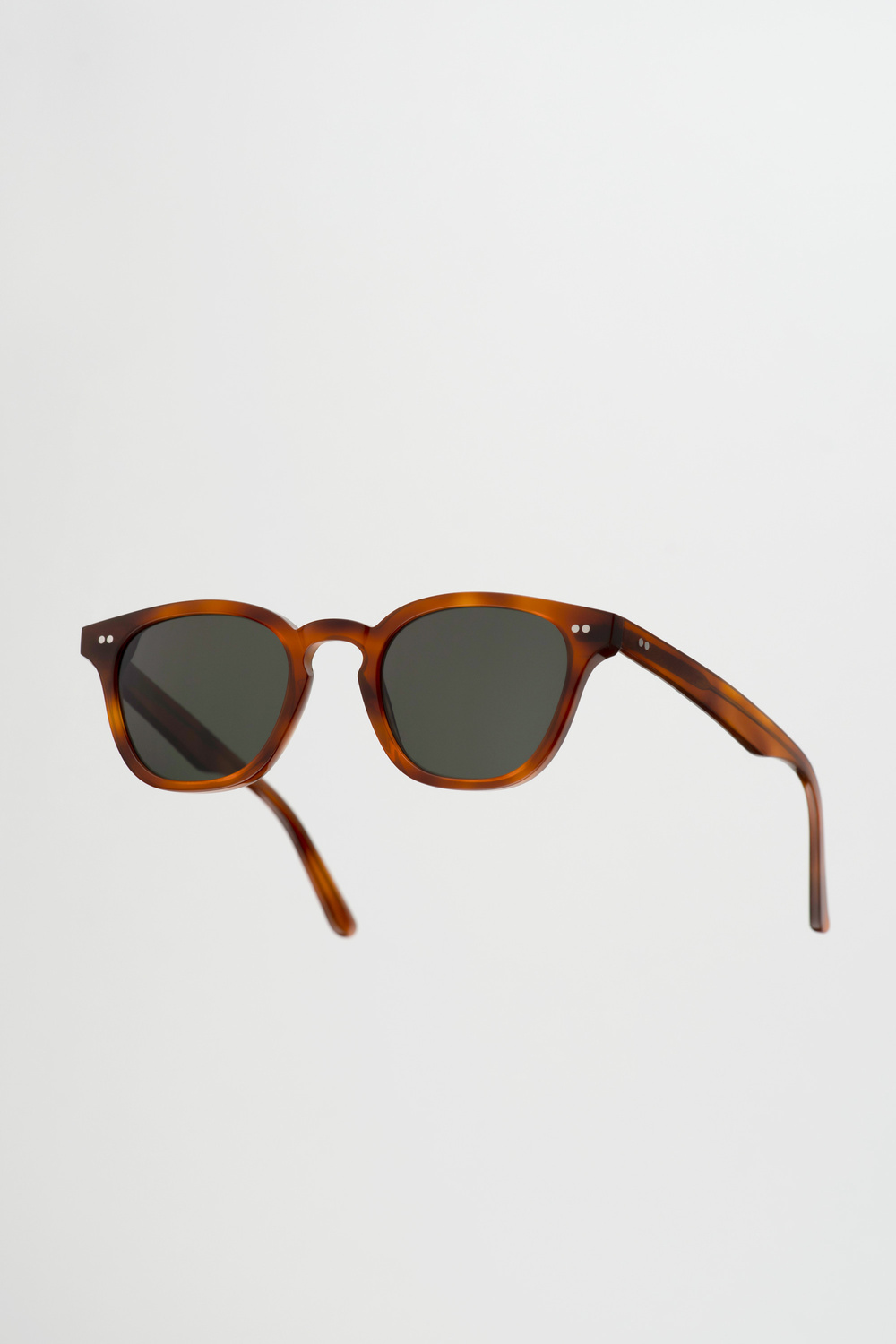 Monokel Eyewear River Amber - green solid lens