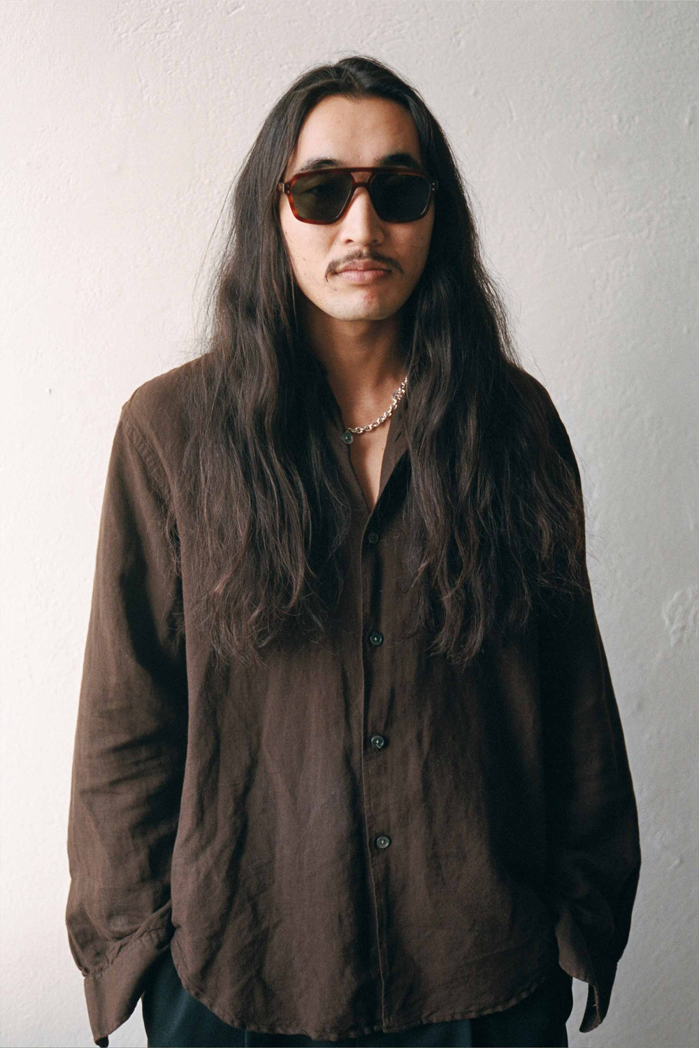 Monokel Eyewear Jet Amber - green solid lens