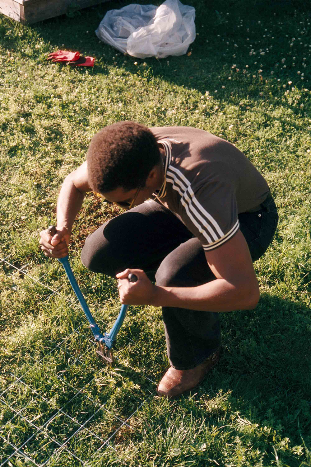 Monokel Eyewear River Caramel - grey solid lens