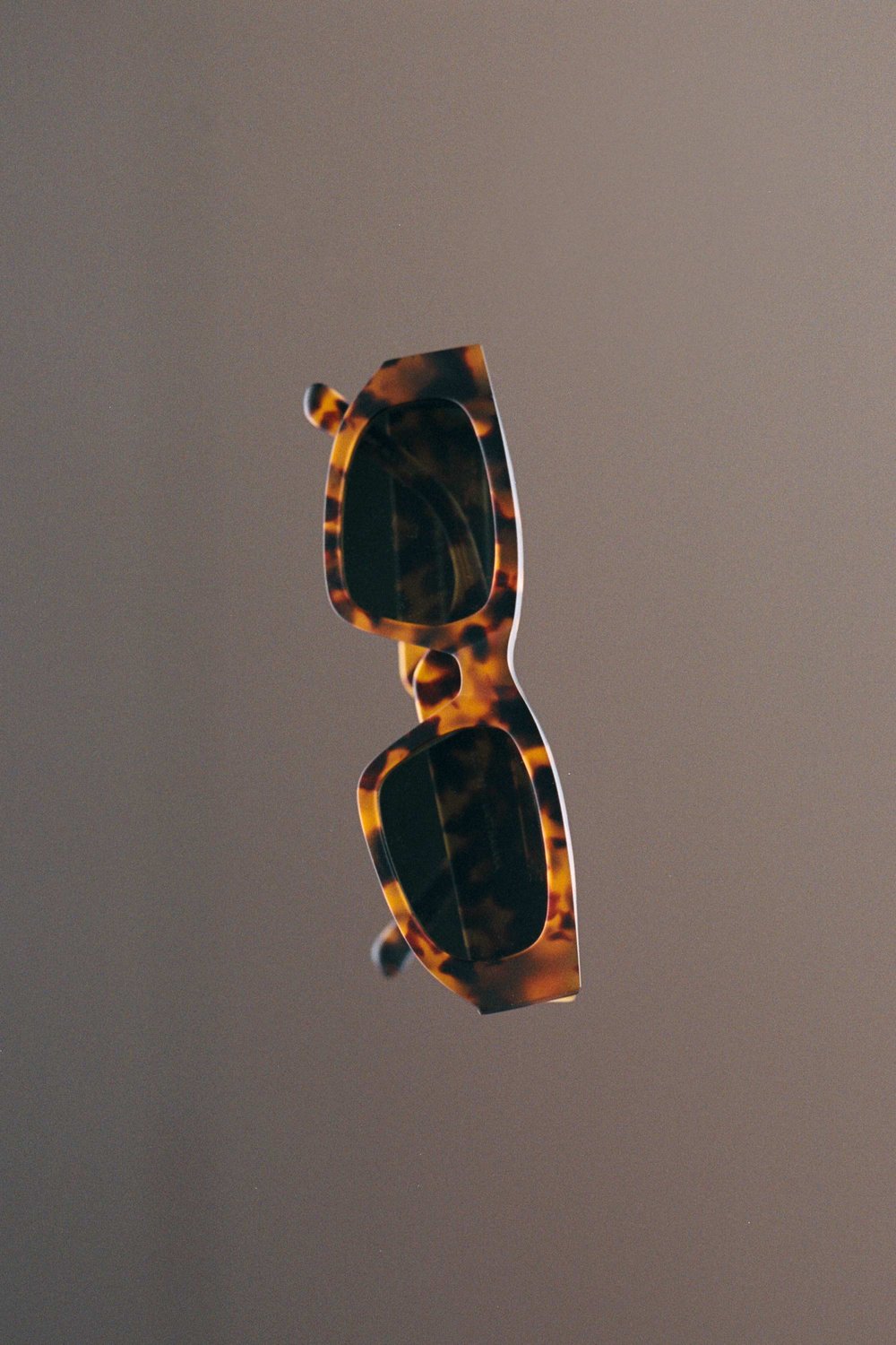 小物 Monokel Eyewear Apollo Havana Apollo Havana | Grey Solid Lens – Above The Clouds
