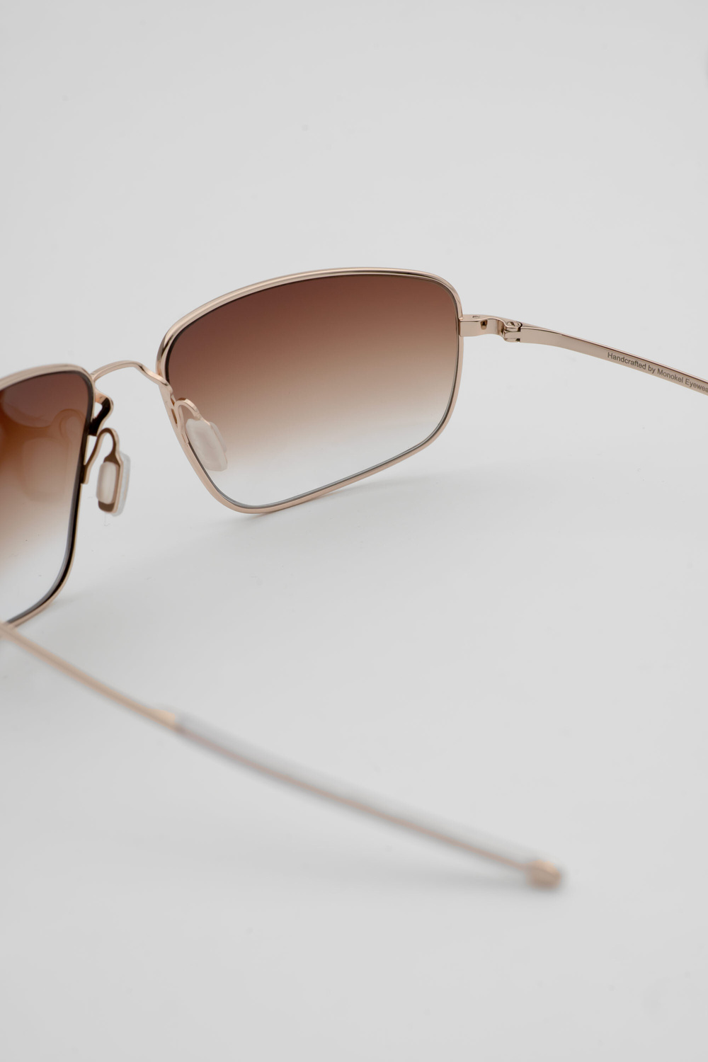 Monokel Eyewear Marathon Gold - brown gradient lens